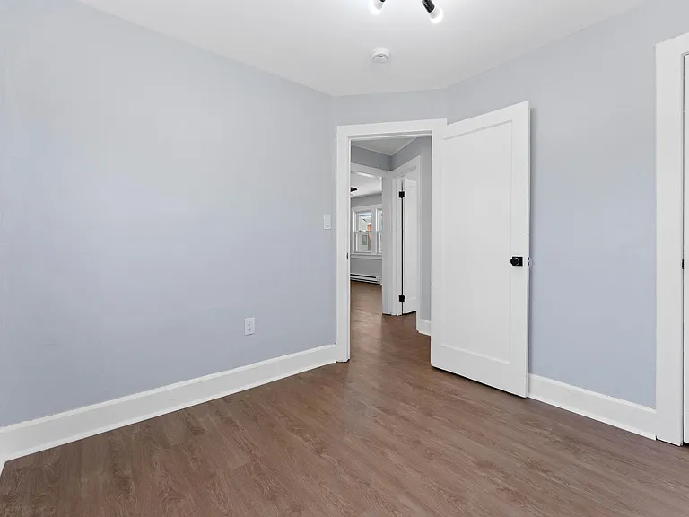 7 Elizabeth St #3 — Photo 13
