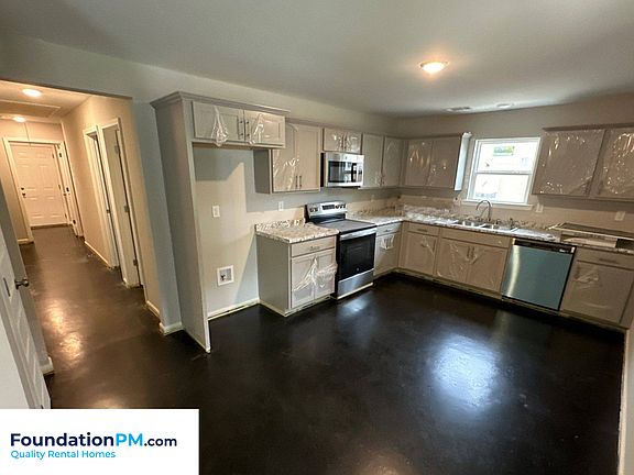 3rd image of 307 Harrell St