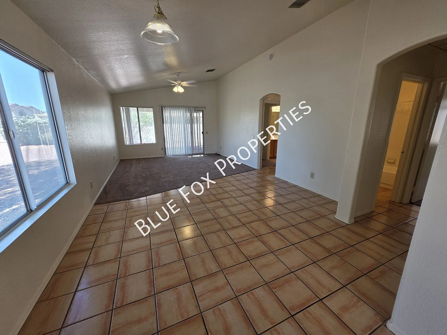 3430 W Milwheel Lane — Photo 4