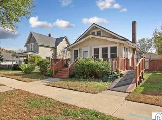 627 Park Ln, Mankato, MN 56001