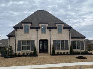 872 Cypress Pond Dr, Collierville, TN 38017