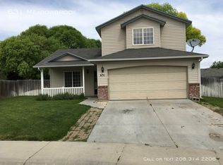 631 Meadowbrook Dr, Nampa, ID 83686
