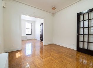23-46 31st Dr #1F, Astoria, NY 11106