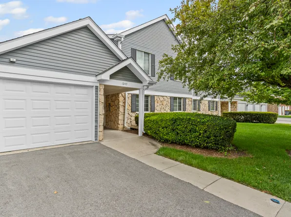 1249 Williamsport Dr #24-C, Westmont, IL 60559