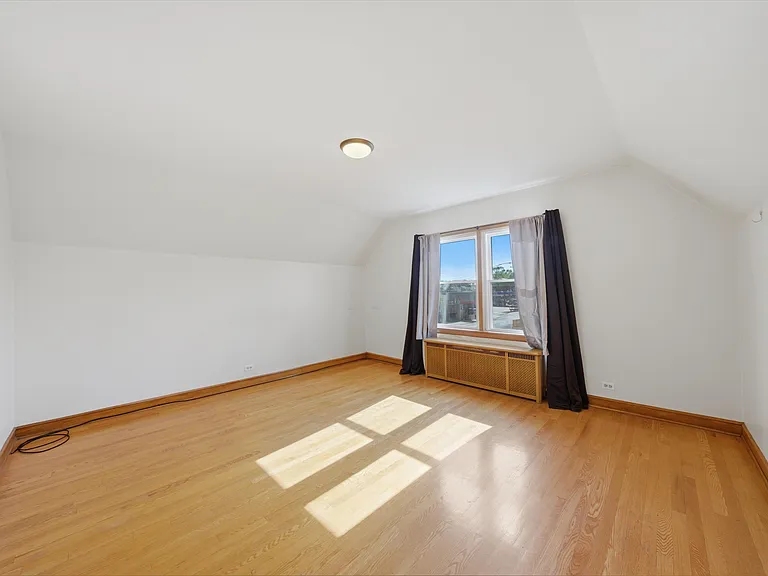 7058 S Fairfield Ave #2 — Photo 9