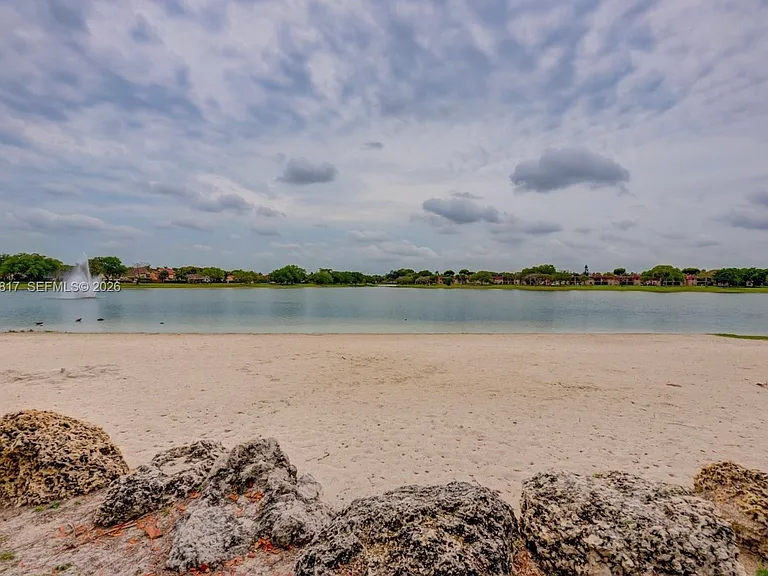 10421 Mahogany Key Cir #325 — Photo 17