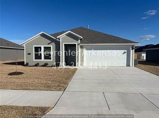 531 Mac St, Prairie Grove, AR 72753