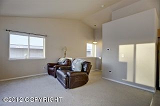 5th image of 17065 Bowen Cir