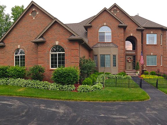 View from Circle Driveway