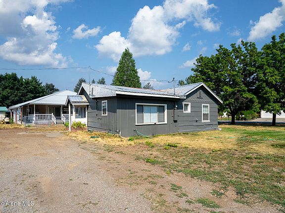 2nd image of 210 E 11th Ave