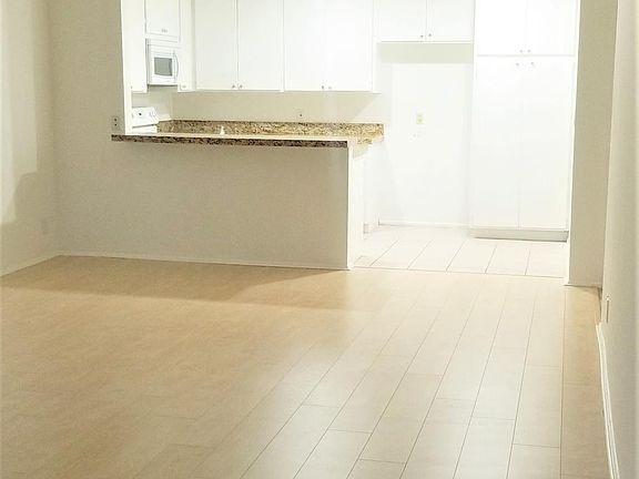 3rd image of 2332 S Bentley Ave #205