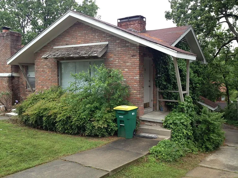 1023 Kavanaugh Blvd #C — Photo 1