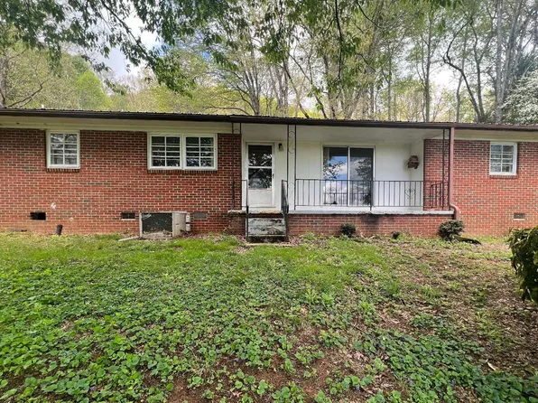 1536 Coalville Rd, Marble, NC 28905