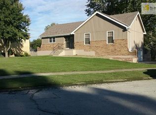 7208 E 131st St, Grandview, MO 64030