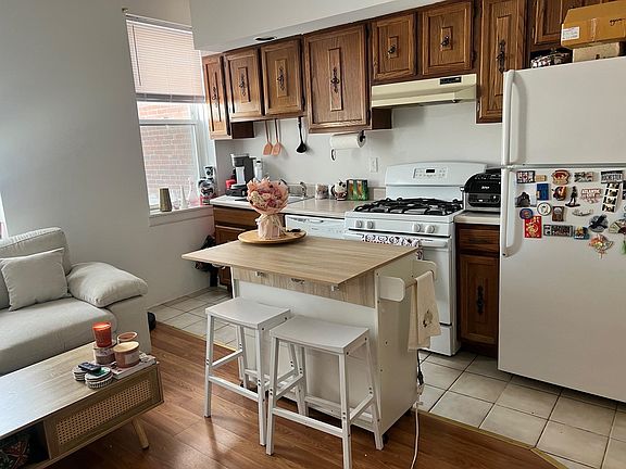 5th image of 25 W 8th St APT 2R