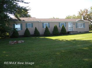 266 E Henderson Rd, Owosso, MI 48867