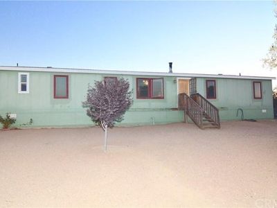8664 Tumbleweed Rd, Phelan, CA, 92371