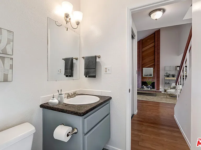 12106 Wagner St — Photo 11