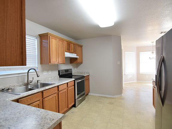5th image of 5006 Causeway Ct