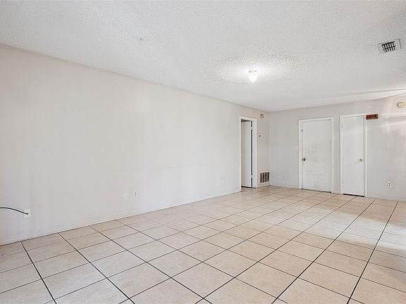4th image of 2163 DILL DRIVE