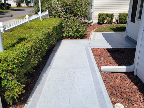 3rd image of 2845 Barboza Dr