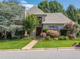 209 Divot Dr, Harrisonburg, VA 22802