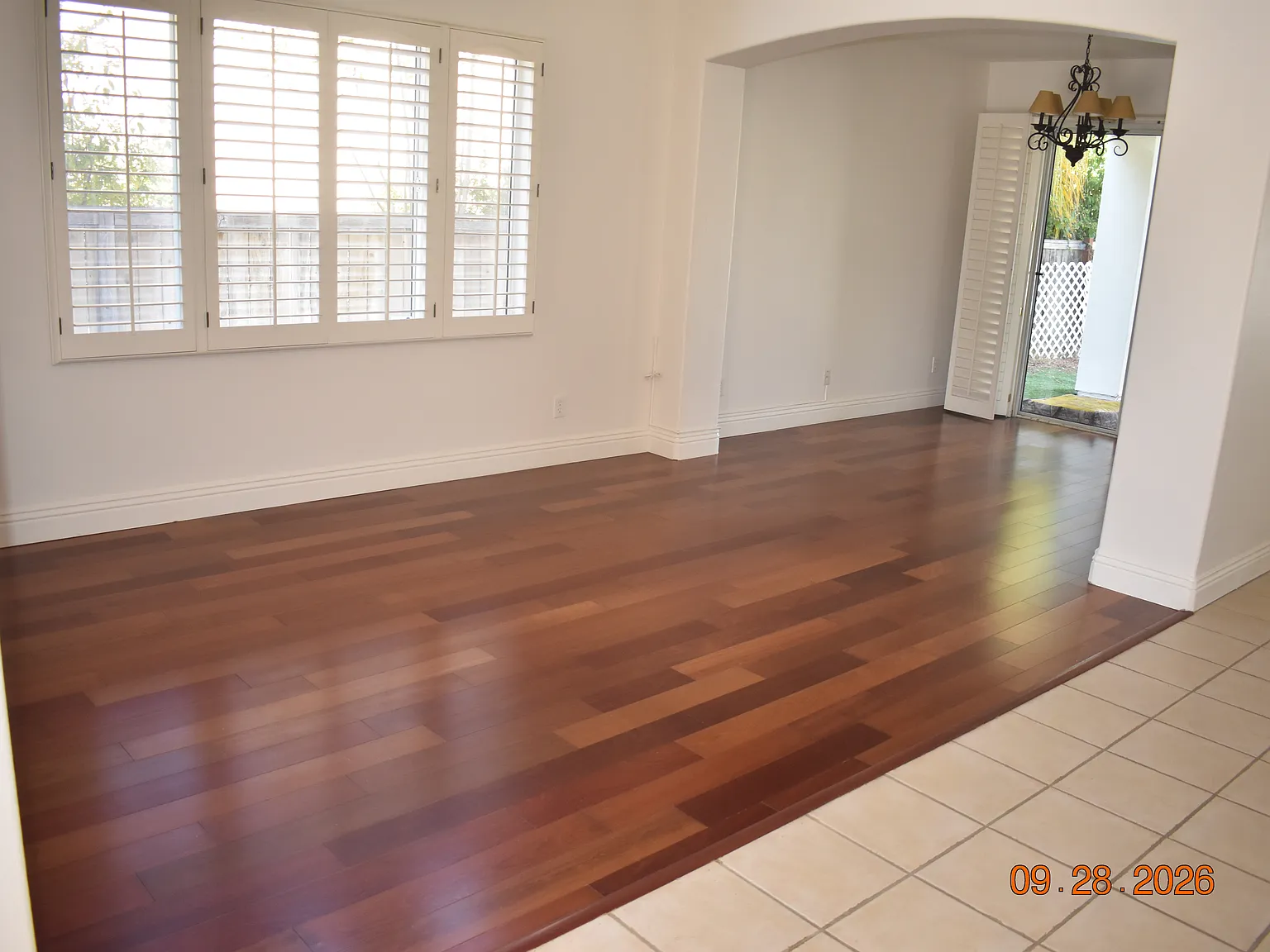 5 bed, 4.5 bath, 3125 sqft, $6,200 — Photo 2