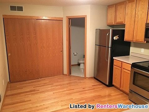 2nd image of 10990 Lexington Dr