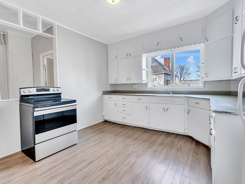 2314 Walnut St 2314 Walnut St Cedar Falls IA Zillow