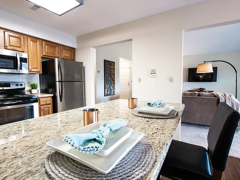 Windsong Place Apartments — Photo 24