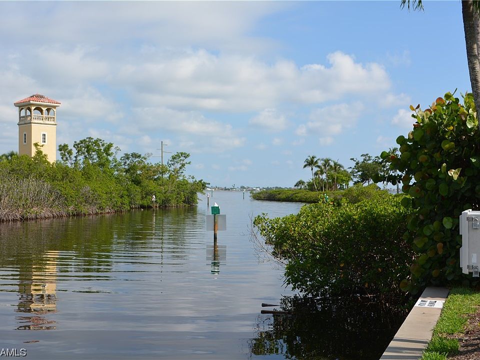 2nd image of 78 Fort Boat Slip At Gulf Hbr #H10-11