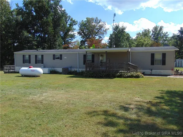 15533 W Blake Road, Deputy, IN 47230