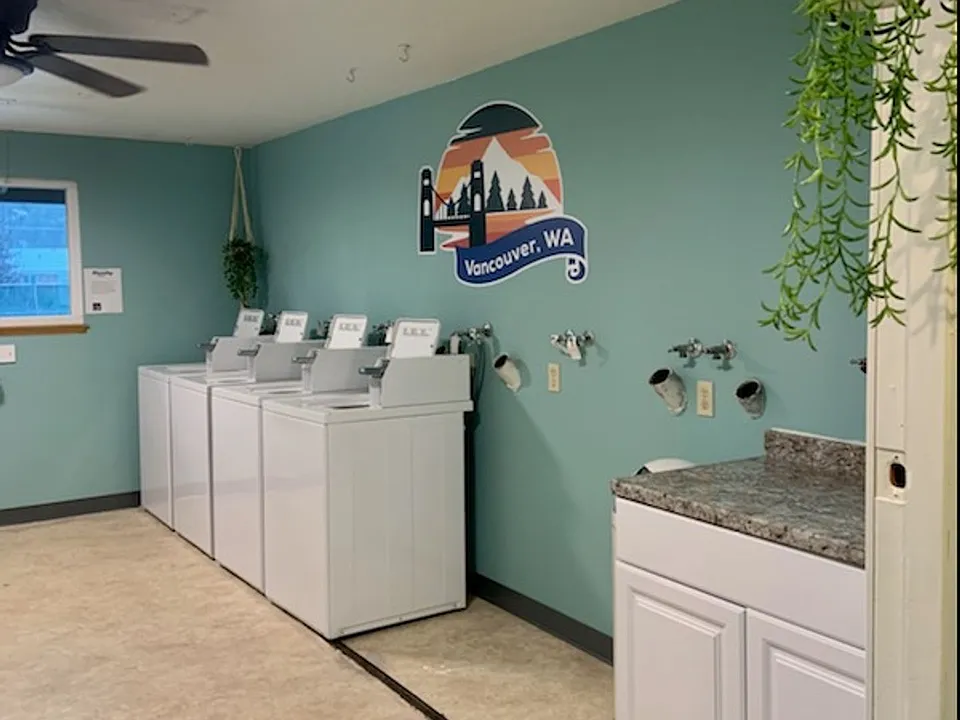 Willow Creek Apartments