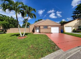 2401 SW 87th Ter, Hollywood, FL 33025