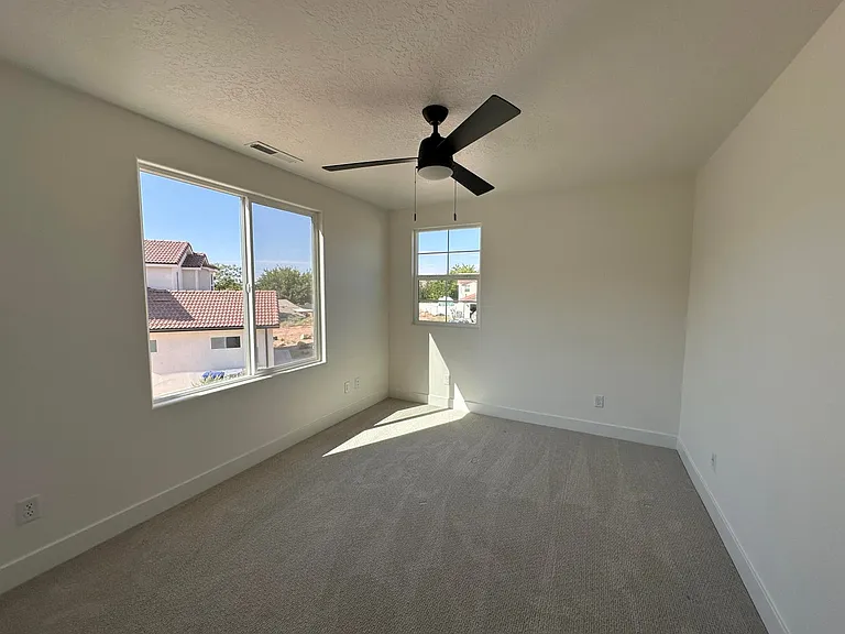 366 N 40 E — Photo 20
