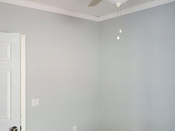 2nd image of 137 S 3rd Ave #2