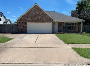 3301 N 5th St, Broken Arrow, OK 74012
