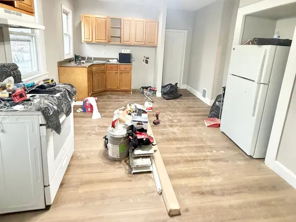 649 1st Ave, West Haven, CT