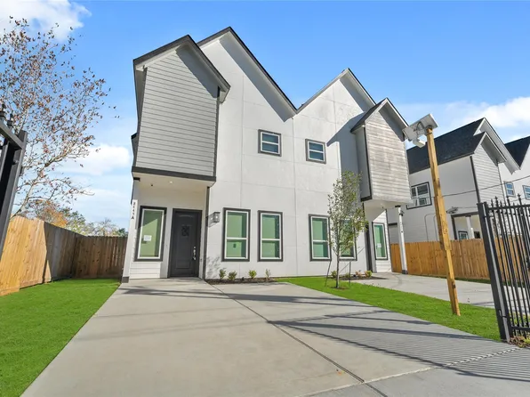 8445 Jutland Rd, Houston, TX 77033