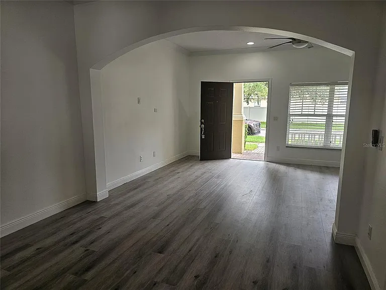 9153 Oak Fern Dr — Photo 12