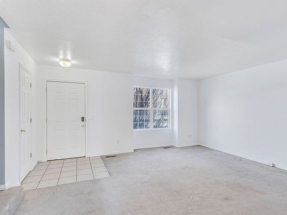 3rd image of 2841 S Keltic Ct