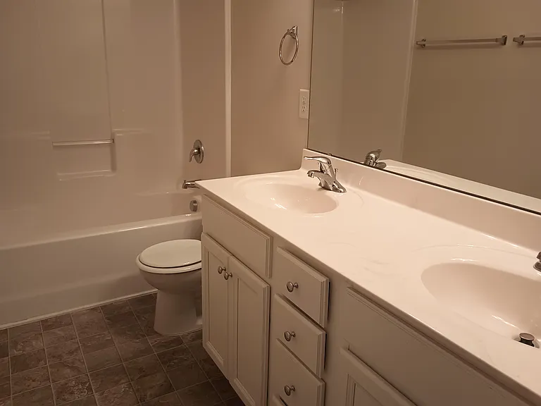 247 Cypress Hill Ln — Photo 20