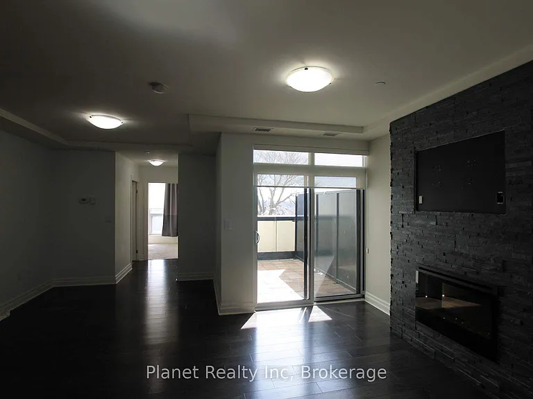 150 Wellington St E #312 — Photo 7