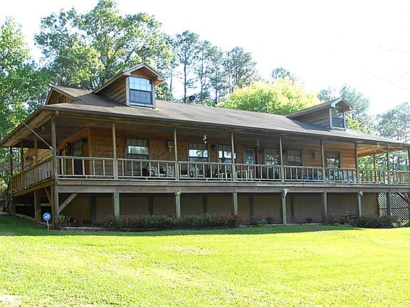 Another view of ranch house.