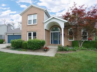 518 Clemray Dr, Cincinnati, OH 45231