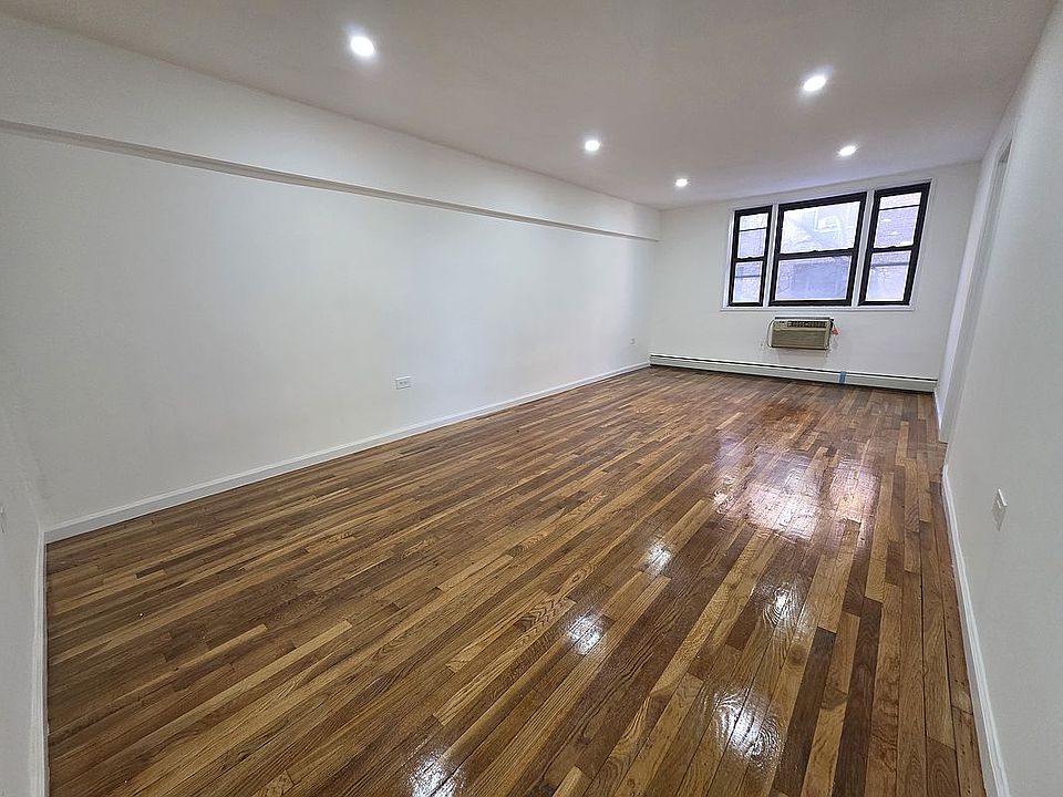 1st image of 9845 57th Ave APT 3A