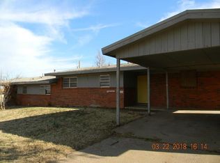 303 Choctaw A & B, Burns Flat, OK 73624