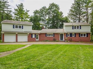 977 Mile Square Rd, Pittsford, NY 14534