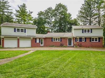 977 Mile Square Rd, Pittsford, NY, 14534