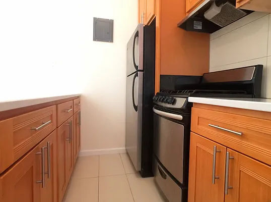 Rented by Bohemia Realty Group | media 16